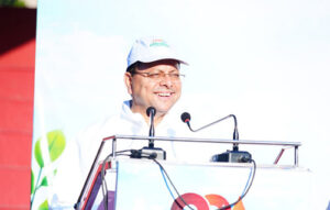 मुख्यमंत्री ने नशामुक्त उत्तराखण्ड वॉकथॉन को दिखाई हरी झंडी (2)